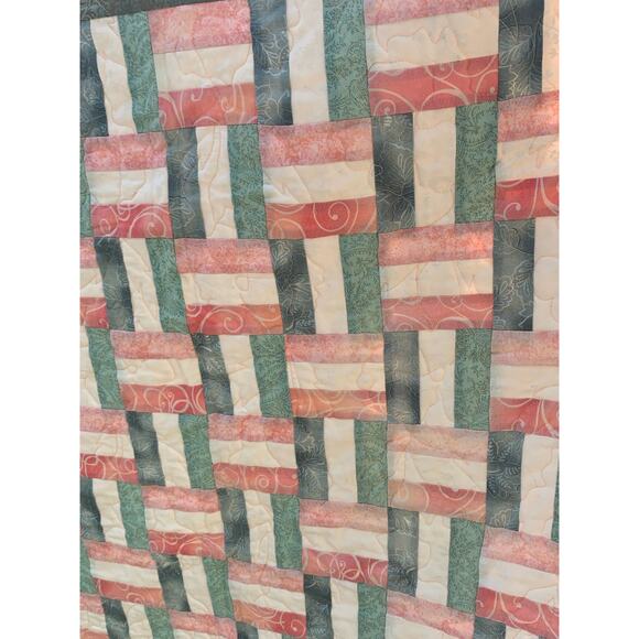 Handmade Quilted Throw Blanket Cotton Peach Color Floral Rail Fence Weave Design - Picture 10 of 14